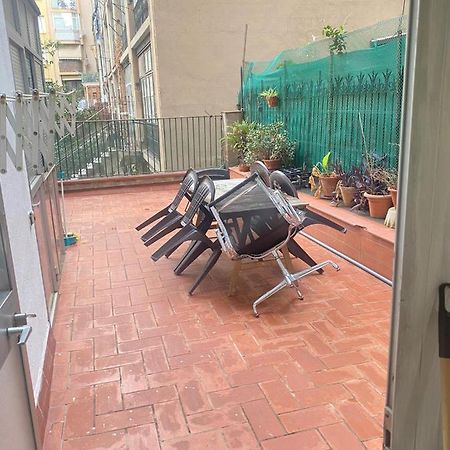 Piso Y Patio Apartment บาร์เซโลนา ภายนอก รูปภาพ