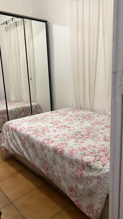 Piso Y Patio Apartment บาร์เซโลนา ภายนอก รูปภาพ